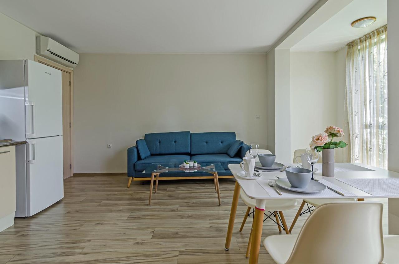 Apartament Garden Palace Warna Zewnętrze zdjęcie